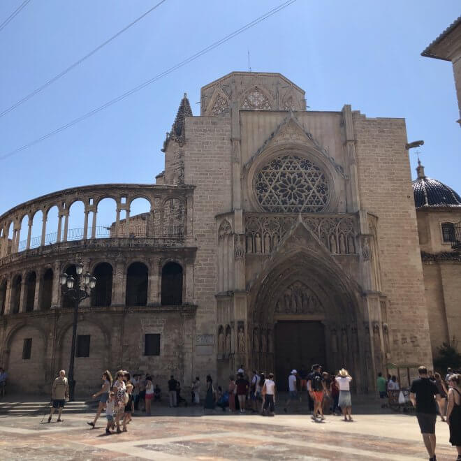 walking-tour-cathedral